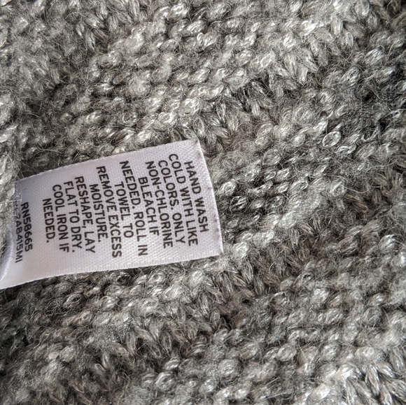 HINGE DESIGN IN SEATTLE SIZE M - Picture 5 of 6